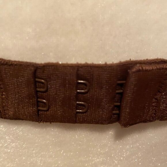 Victoria’s Secret Perfect Shape Bra Size 34C - Picture 8 of 9